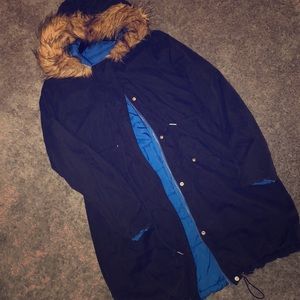 Reversible down jacket